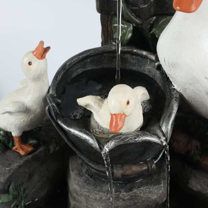 Solar Resin Duck Garden Fountain LED Squirrel Outdoor Decor E2